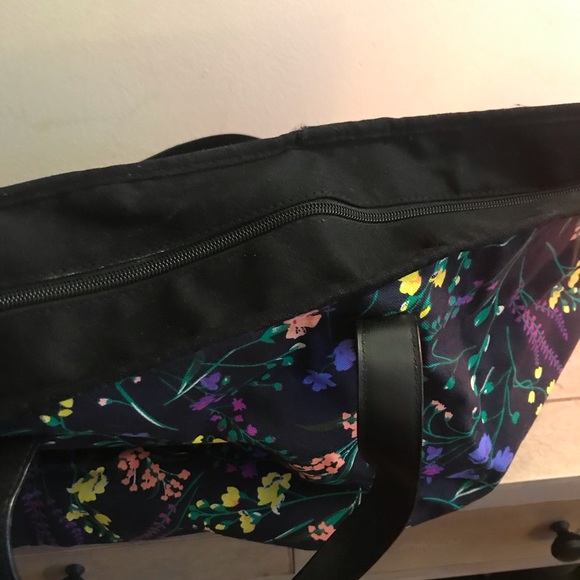 VIctoria Secret tote bag - Picture 5 of 10